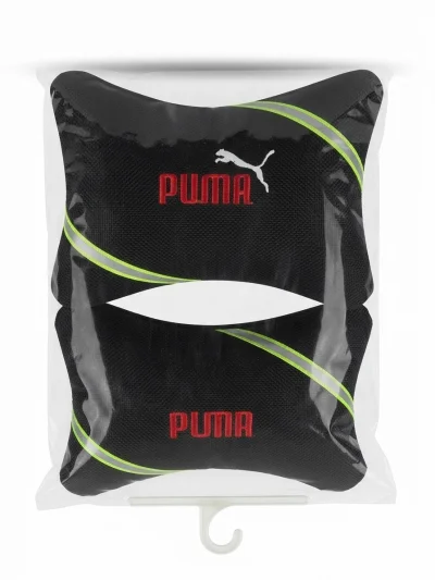 طقم مخادع (مخدات) رأس للسيارة باللون الأسود وتصميم رياضي أنيق يحمل شعار بوما (Puma) مع خطوط عاكسة،
